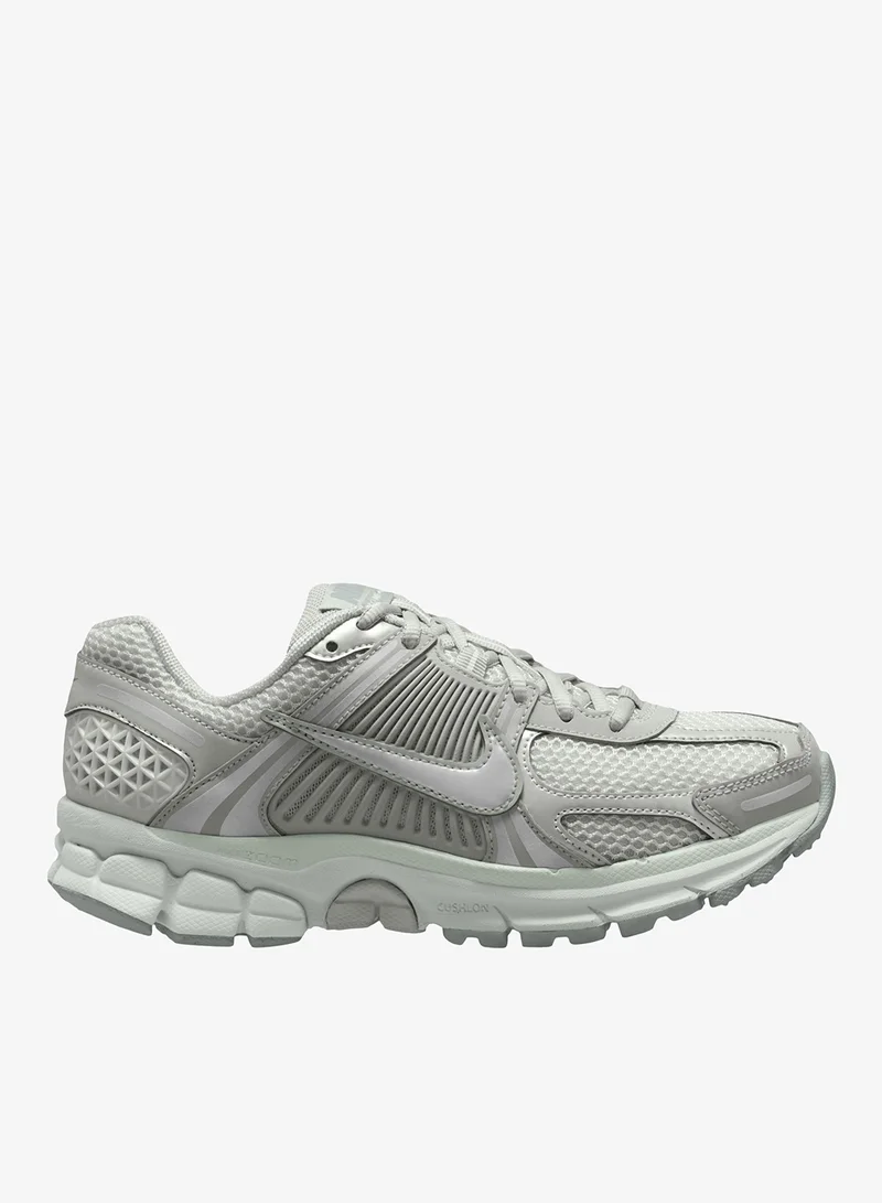 Nike Zoom Vomero 5 Met